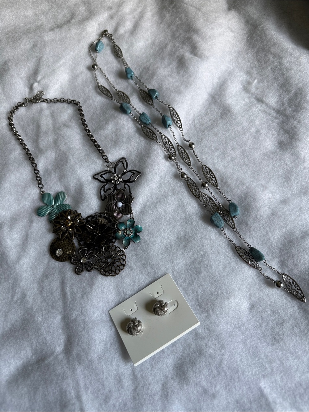 2 Necklaces and 1 Earrings Silver-Tone Floral Necklace Set with Aqua Accents